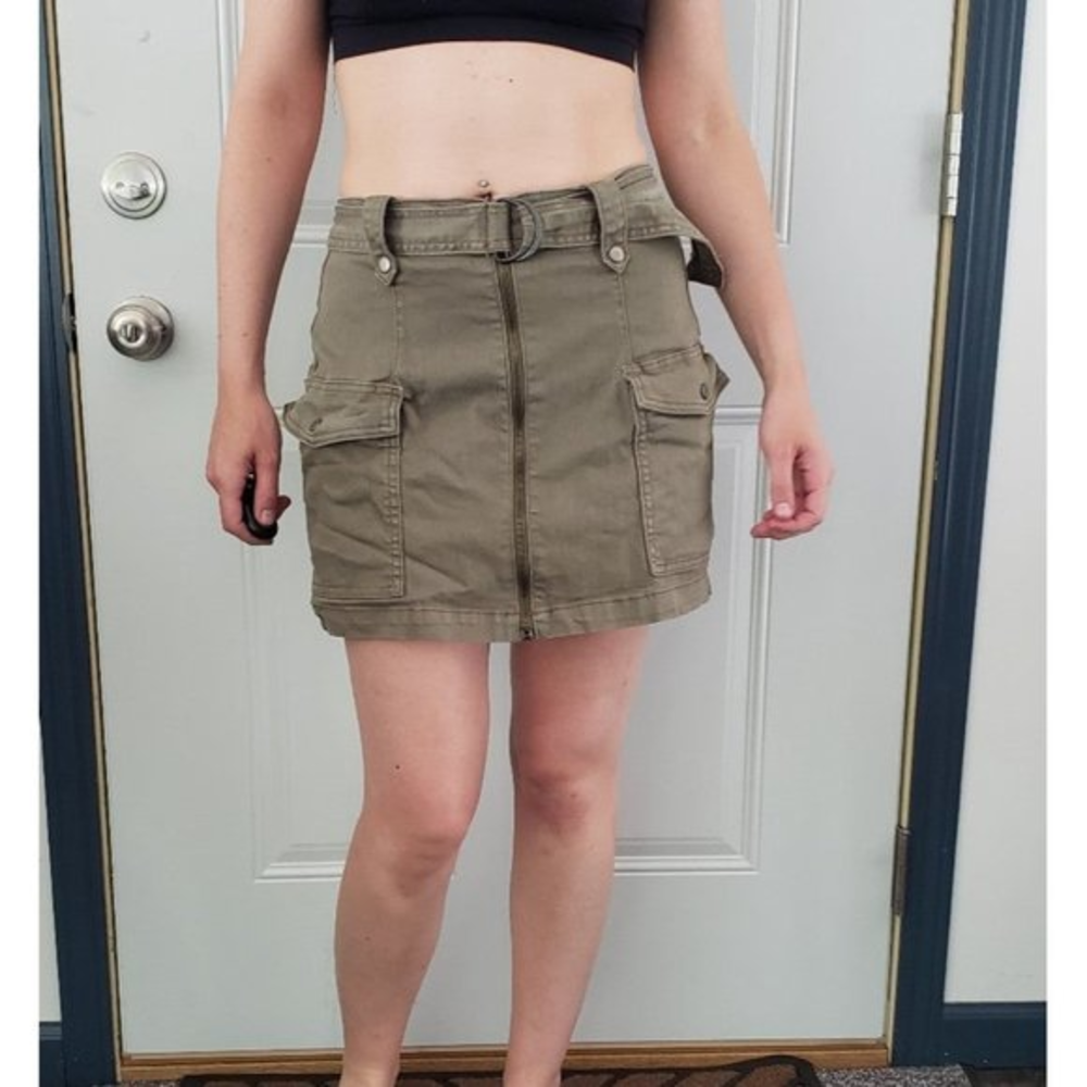 Olive Green Camo Cargo Mini Skirt‎